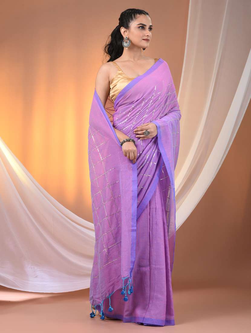 women checkered handloom saree with blouse - 21905579 -  Standard Image - 2