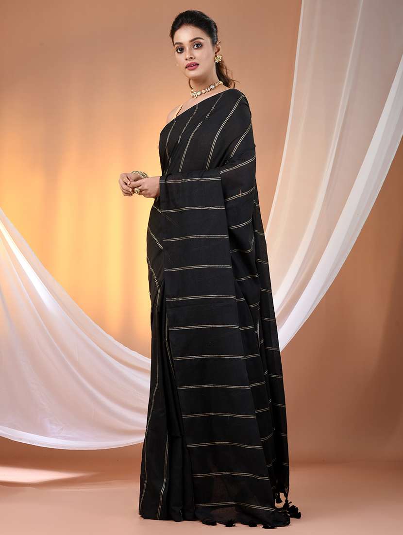 women striped handloom saree with blouse - 21905596 - Standard Image - 2