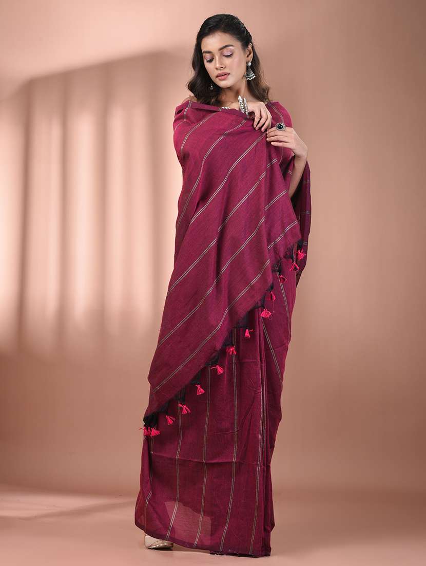 women striped handloom saree with blouse - 21905603 -  Standard Image - 2