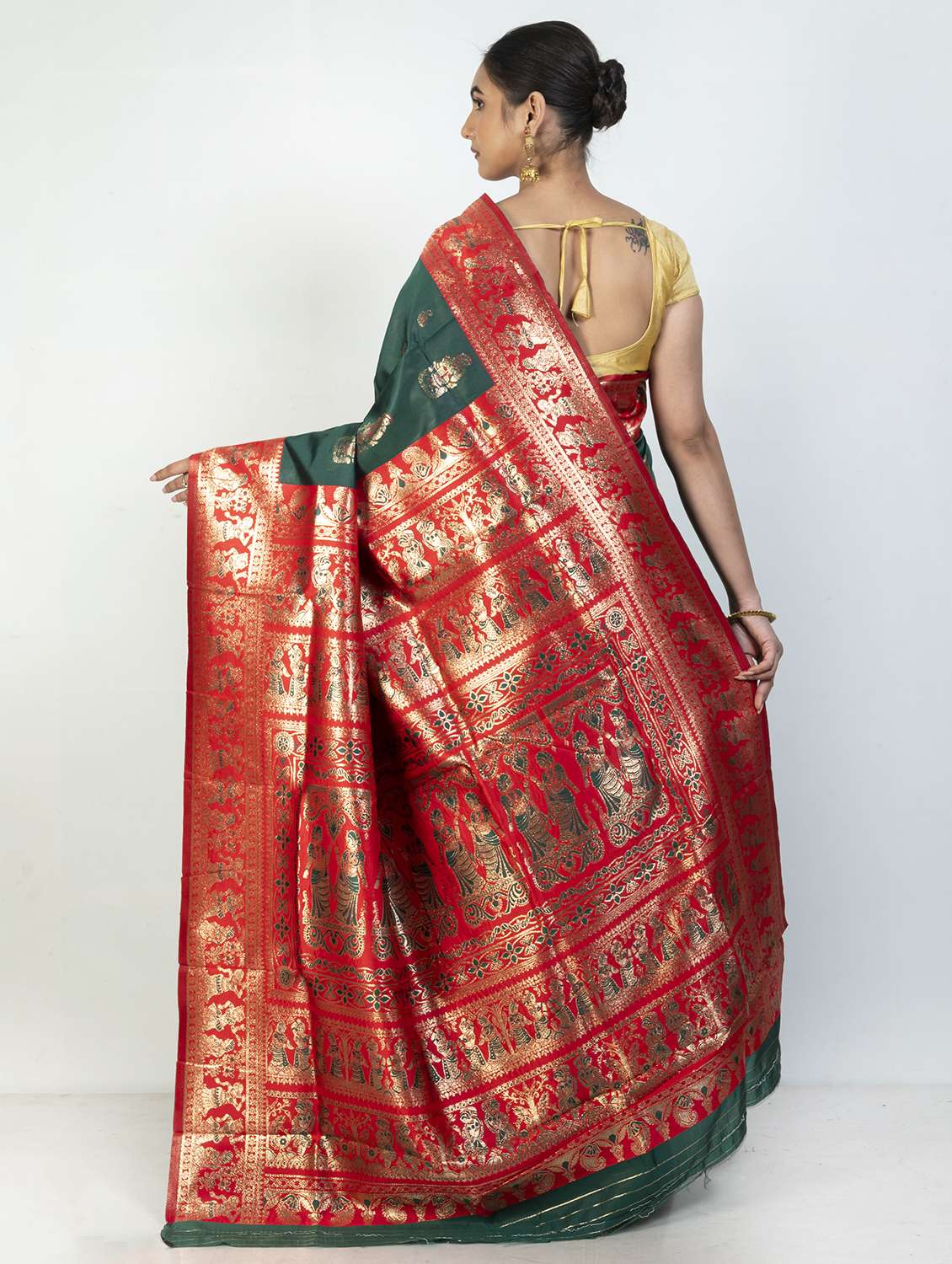 women self design bordered saree with blouse - 21905721 -  Standard Image - 2