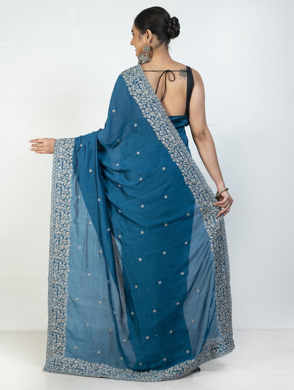 women solid with work embroidered saree with blouse - 21905727 - Standard Image - 2