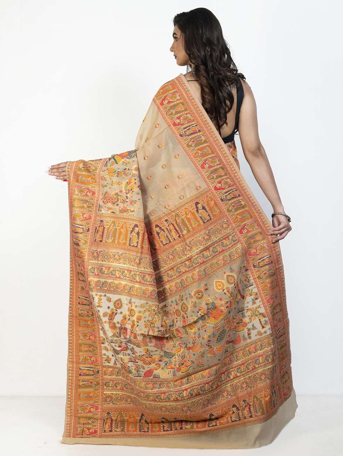 women self design bordered saree with blouse - 21905732 - Standard Image - 2