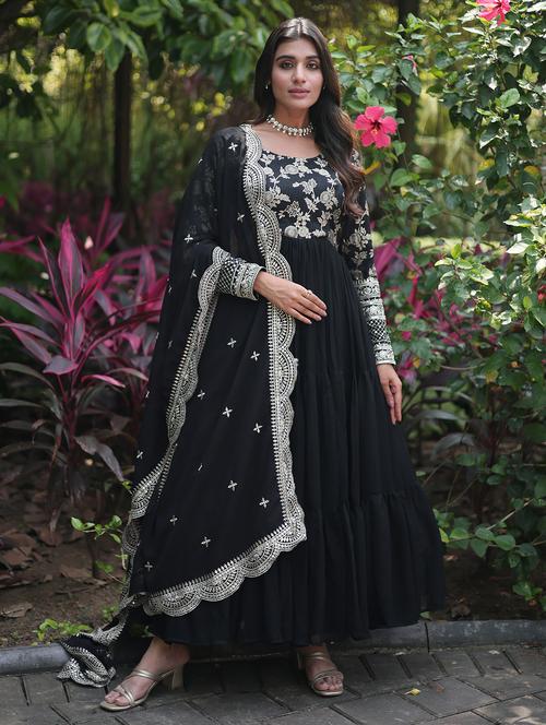 women long sleeve anarkali kurta with dupatta set - 21906048 -  Standard Image - 0