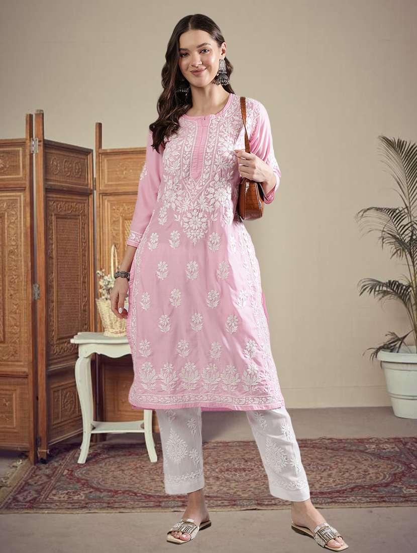 women three quarter sleeve straight chikankari kurta