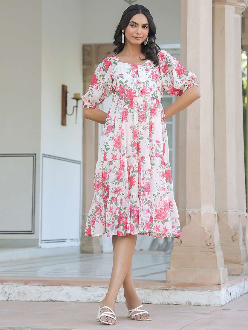 women cream floral printed tiered dress