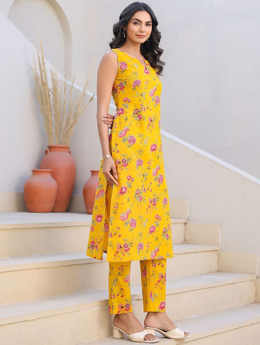 women yellow floral printed kurta pant set - 21906176 - Standard Image - 2