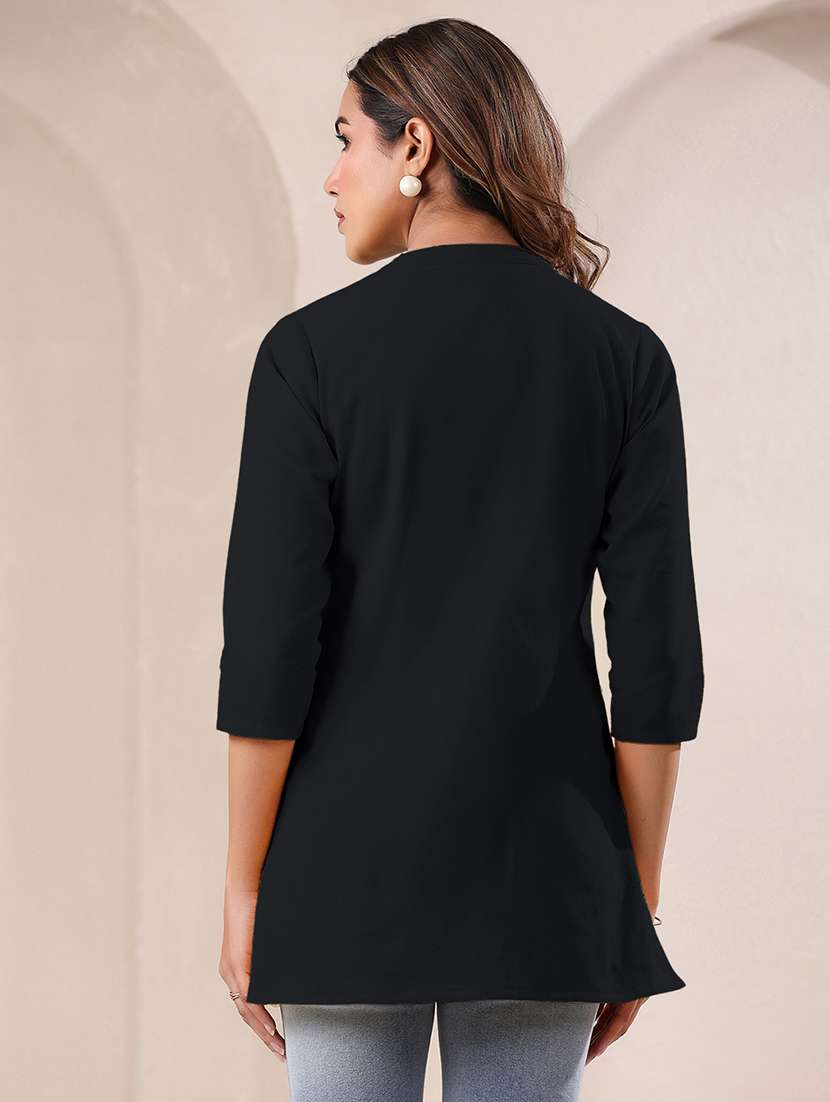women solid three quarter sleeve a line kurti - 21906301 - Standard Image - 2