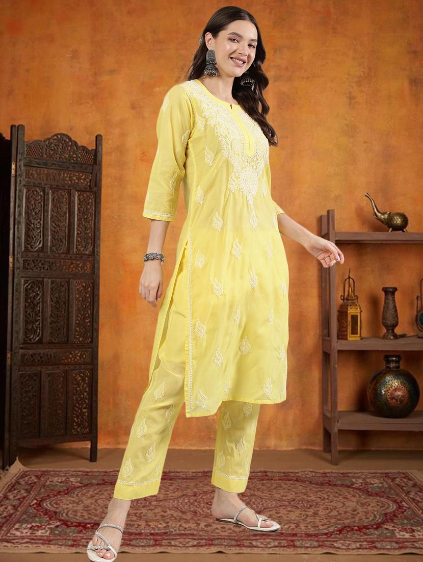 women three quarter sleeve chikankari kurta pant set - 21906320 - Standard Image - 2