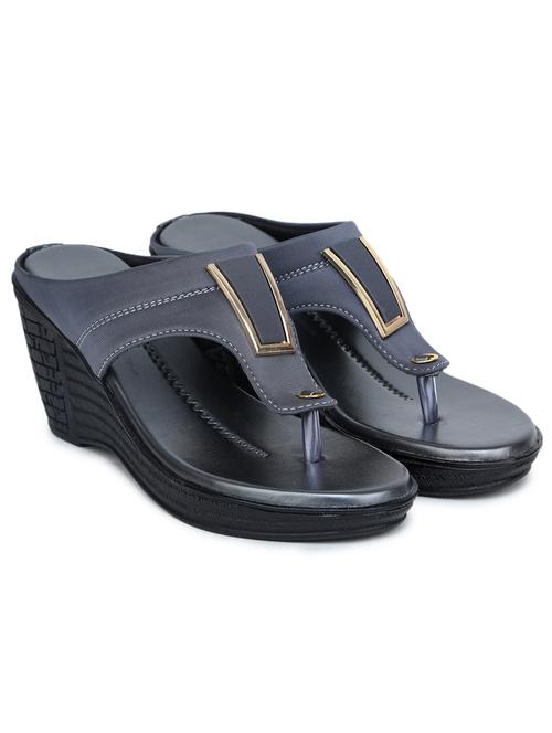 women grey toe separator wedge - 21906375 -  Standard Image - 0