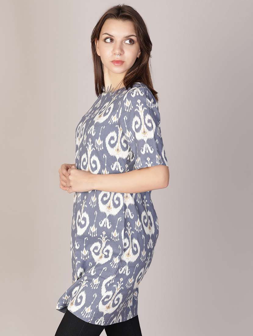 women ikat printed short sleeve a-line kurti - 21906657 - Standard Image - 2