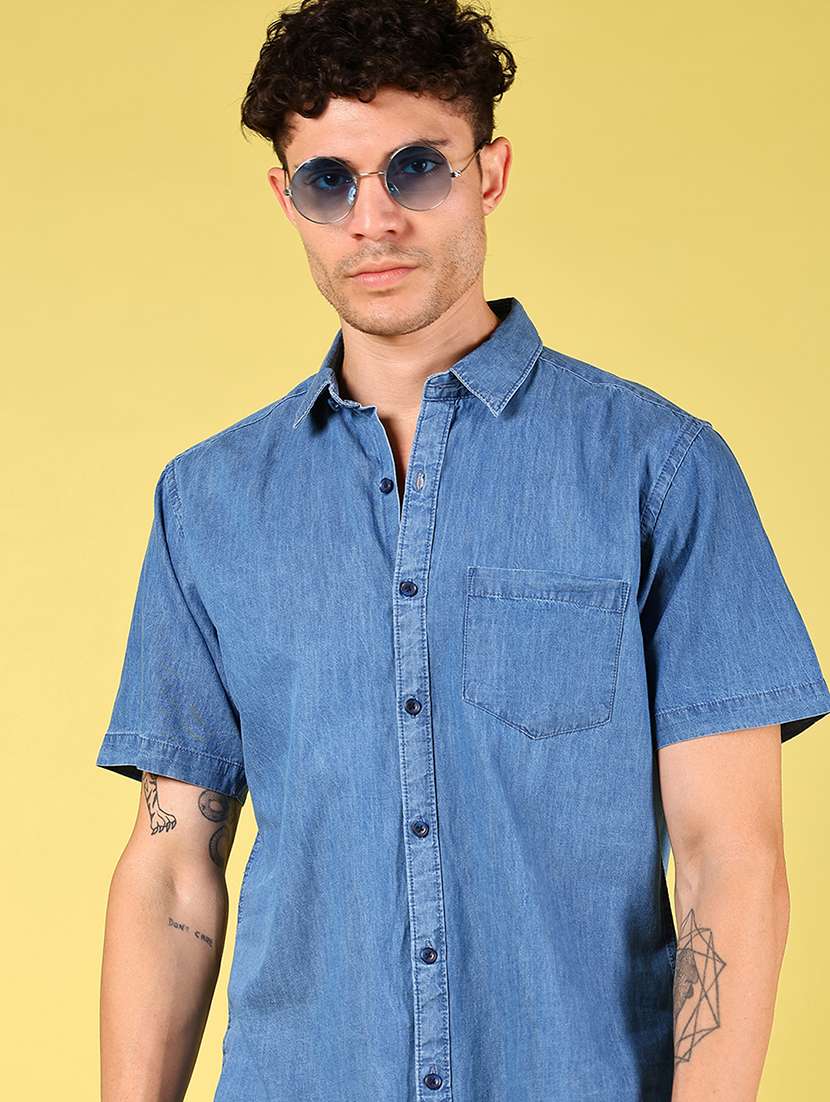 men solid collared short sleeve casual shirt