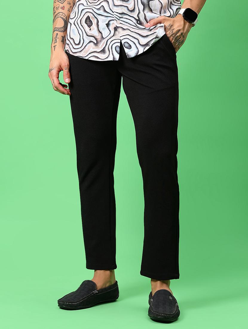 men solid mid rise straight fit chinos - 21906771 - Zoom Image - 0