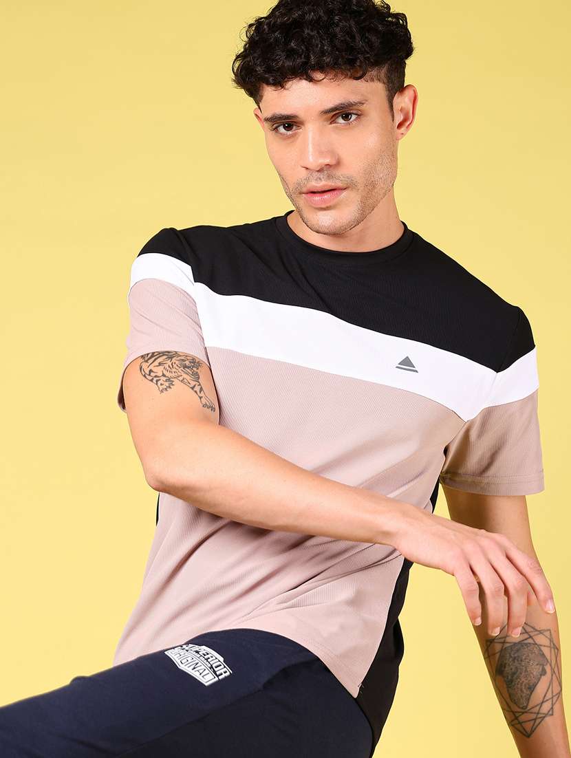 men color block short sleeve regular fit t-shirt - 21906925 -  Zoom Image - 0