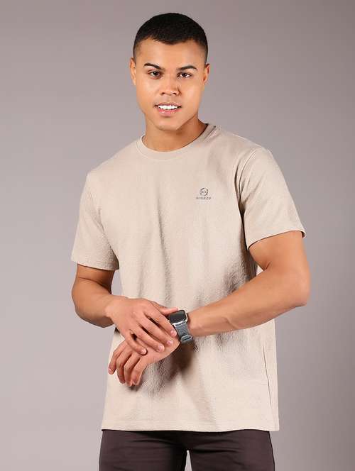 men solid short sleeve regular fit t-shirt - 21906943 - Standard Image - 0