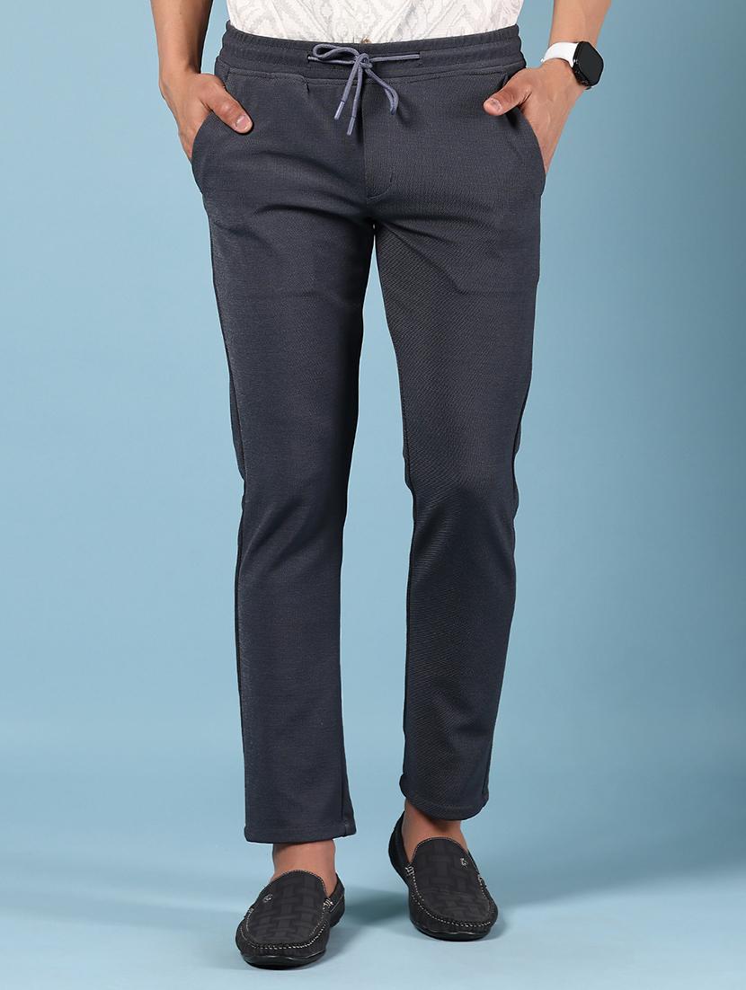 men solid mid rise slim fit chinos  - 21907585 -  Zoom Image - 0