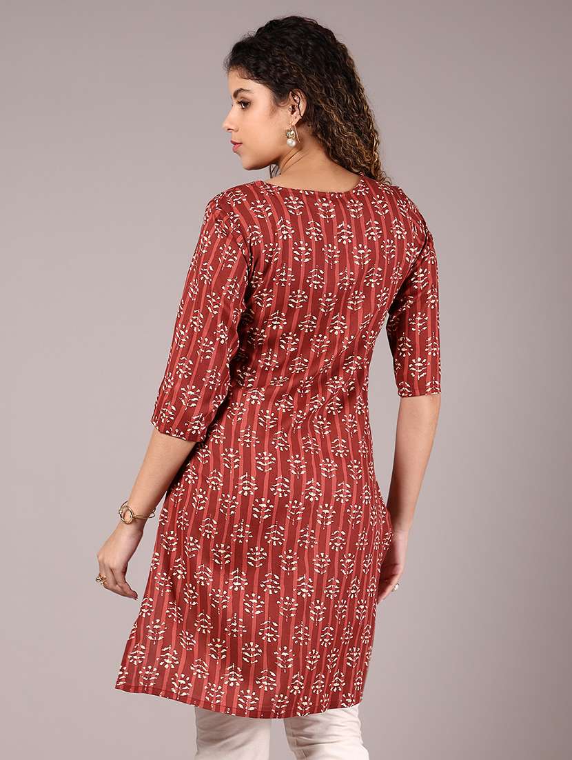 women printed three quarter sleeve straight kurta - 21907620 -  Standard Image - 2