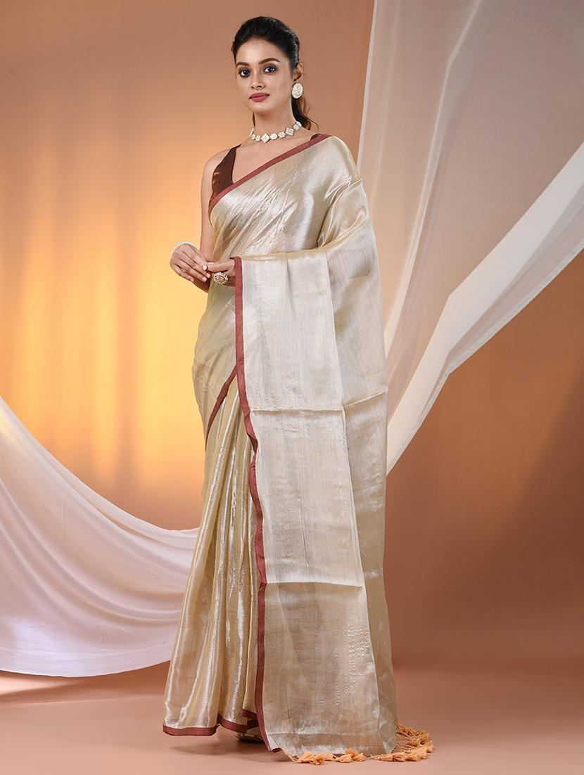 women solid casual wear saree with blouse - 21908335 - Zoom Image - 0