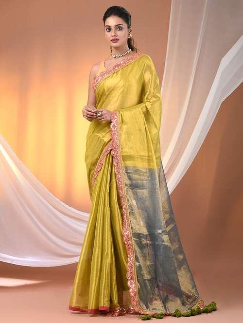 women solid with bordered saree with blouse - 21908358 - Standard Image - 0