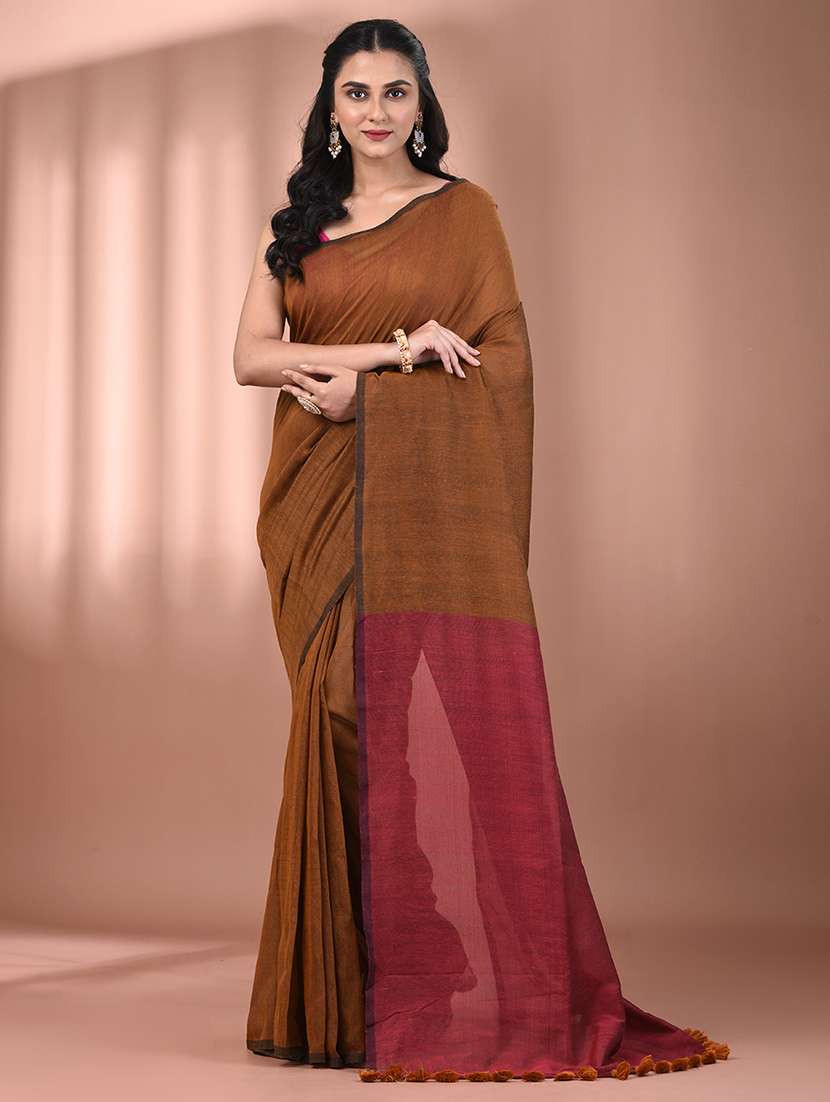 women solid handloom saree with blouse - 21908381 -  Zoom Image - 0