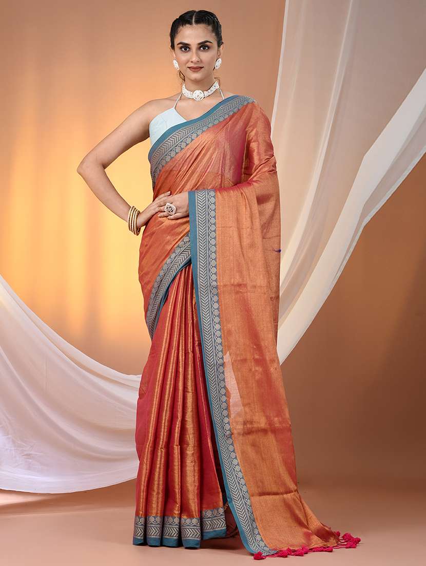women solid with bordered saree with blouse