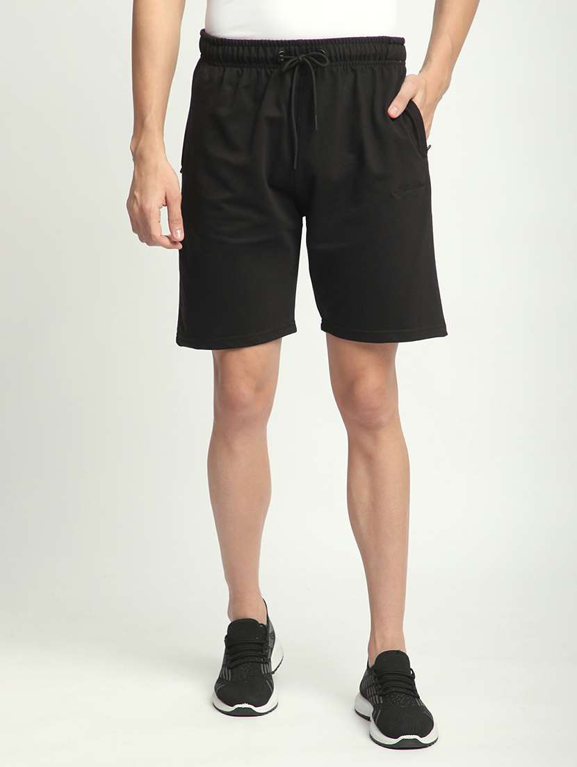 men solid mid rise regular fit shorts - 21908547 - Zoom Image - 0
