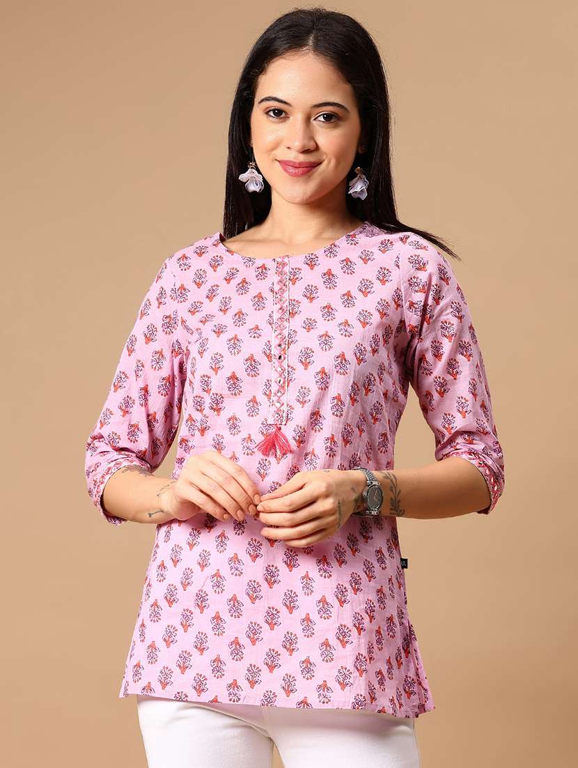 women three quarter sleeve straight kurti