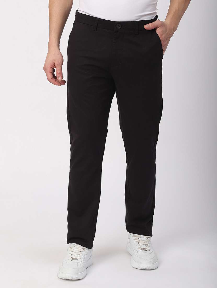 men solid mid rise chinos casual trouser