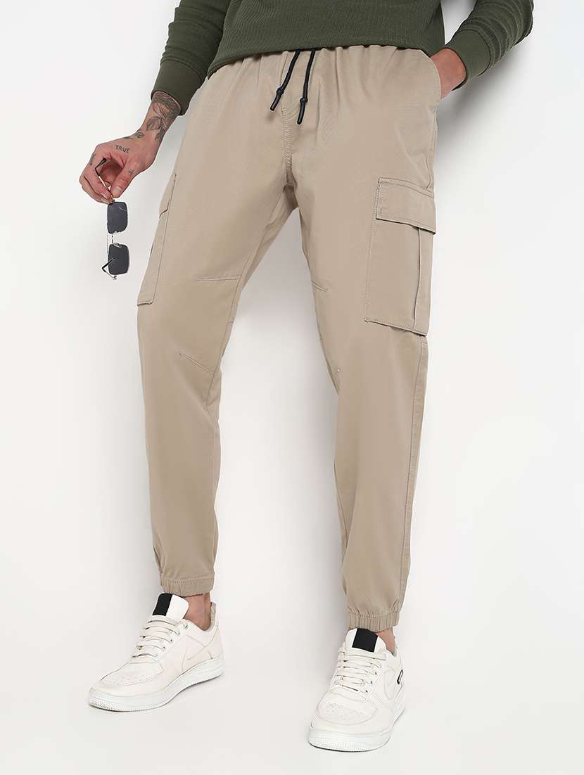 men solid mid rise cargo