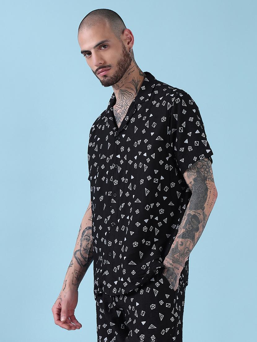 men cuban collar shorts & shirt co ords set - 21908926 - Standard Image - 2