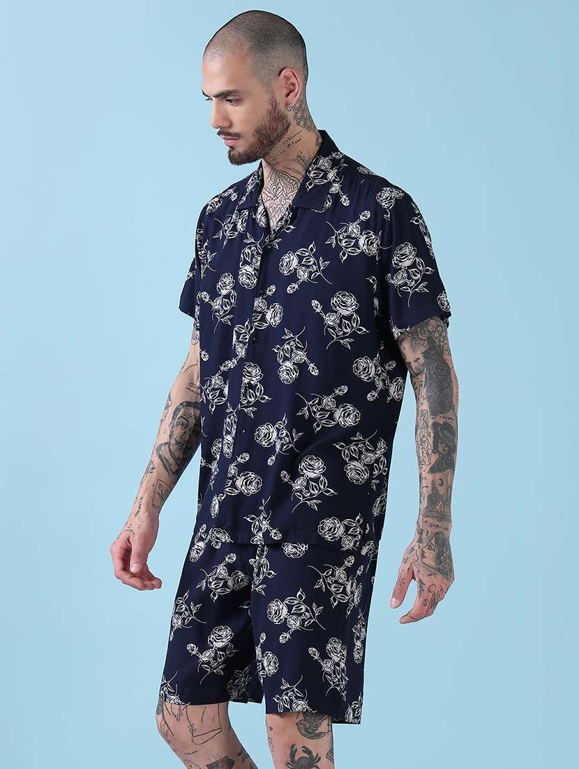 men cuban collar shorts & shirt co ords set - 21908932 - Standard Image - 2
