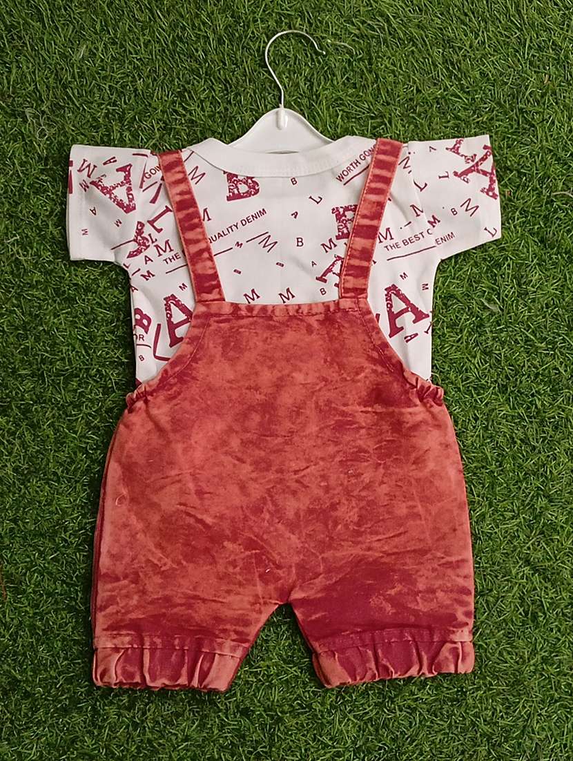 boys printed t-shirt & dungarees sets  - 21909326 -  Standard Image - 2