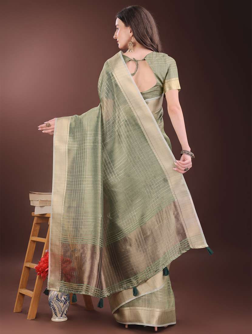 women checkered bordered saree with blouse - 21909395 -  Standard Image - 2