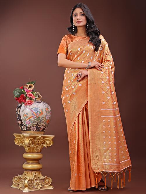 women self design banarasi saree with blouse - 21909399 - Standard Image - 0