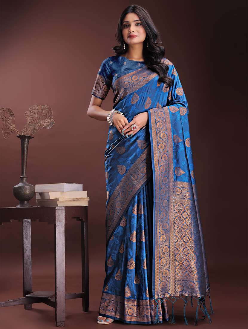 women self design banarasi saree with blouse - 21909416 -  Zoom Image - 0