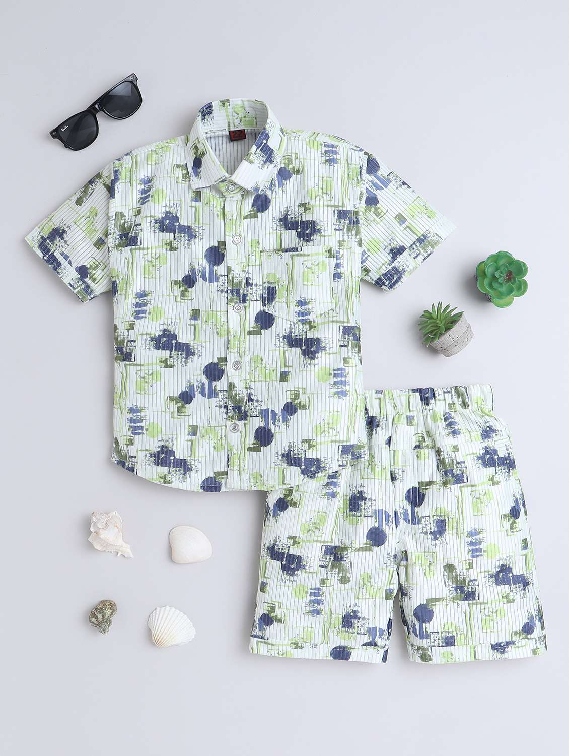 boys printed shirt & shorts co-ords set