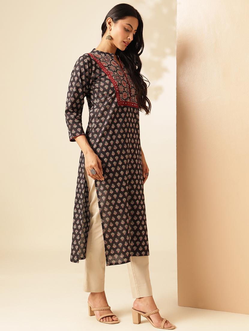 women three quarter sleeve straight kurta - 21909586 - Standard Image - 2