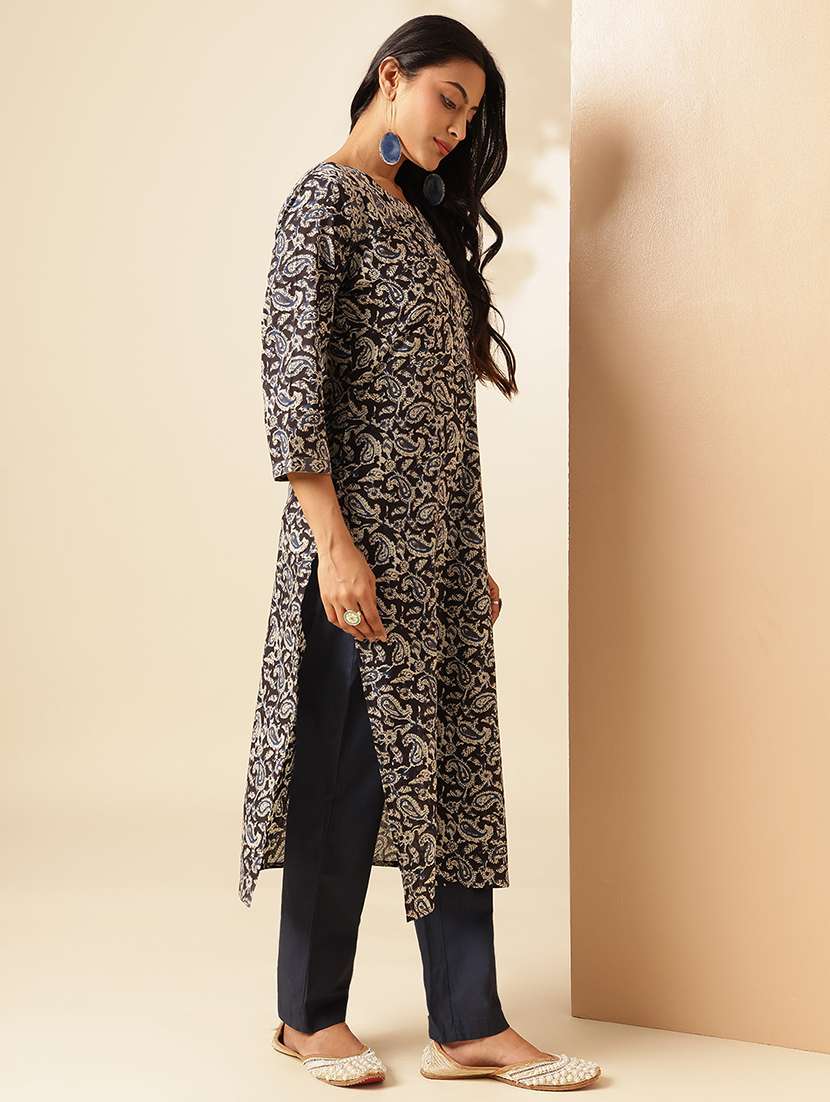 women three quarter sleeve straight kurta - 21909588 -  Standard Image - 2