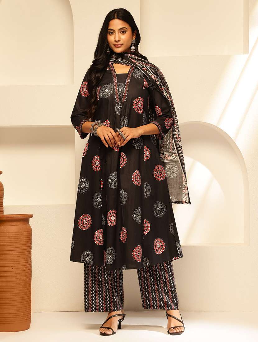 women three quarter sleeve kurta palazzo with dupatta set