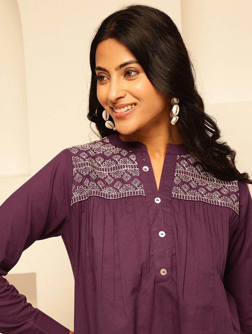 women embroidered long sleeves a-line kurti - 21910113 - Standard Image - 2