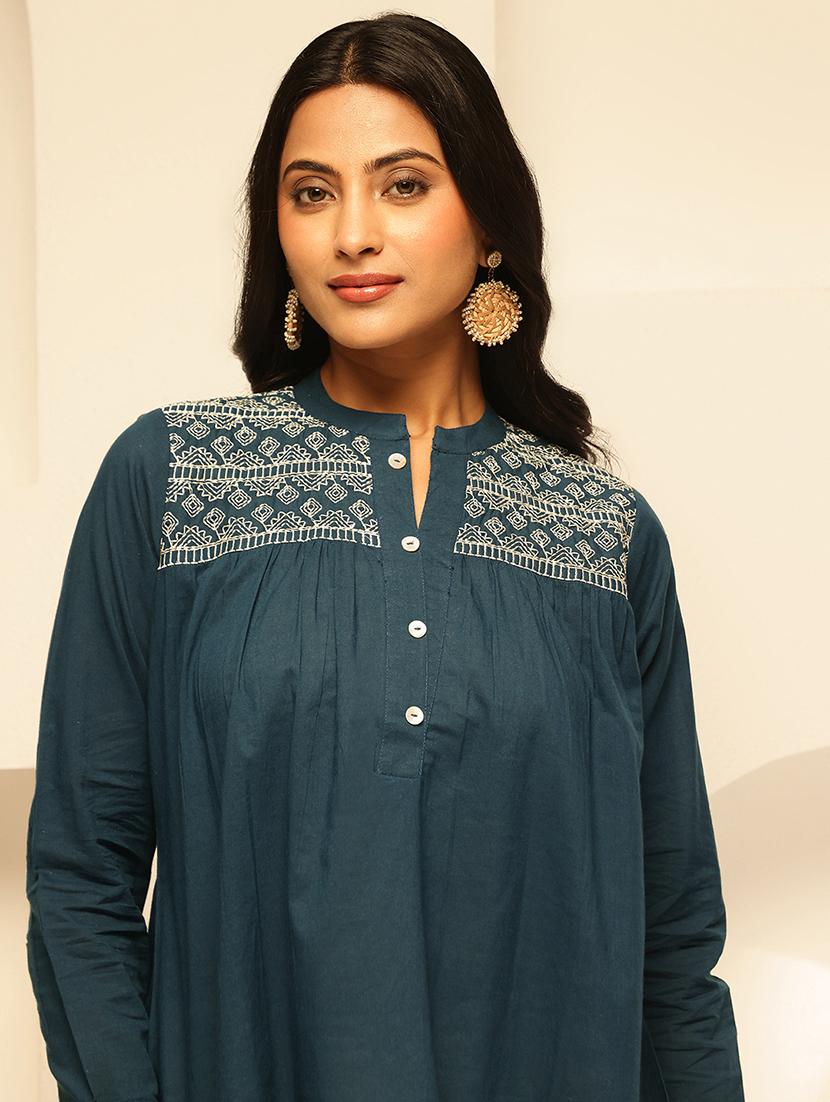 women embroidered long sleeves a-line kurti - 21910114 - Standard Image - 2