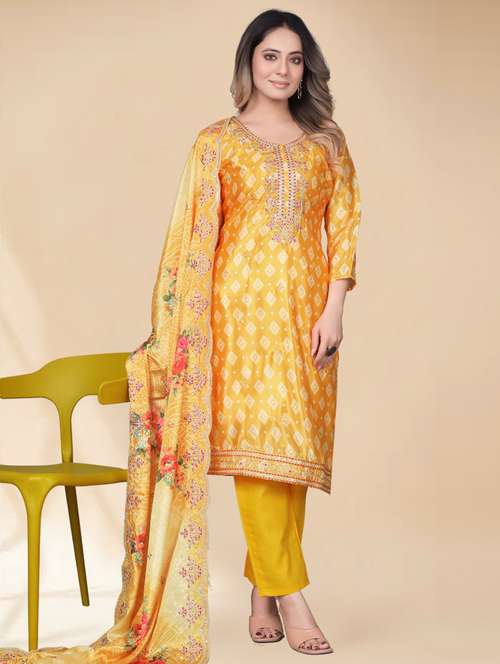women three quarter sleeve kurta pant with dupatta set