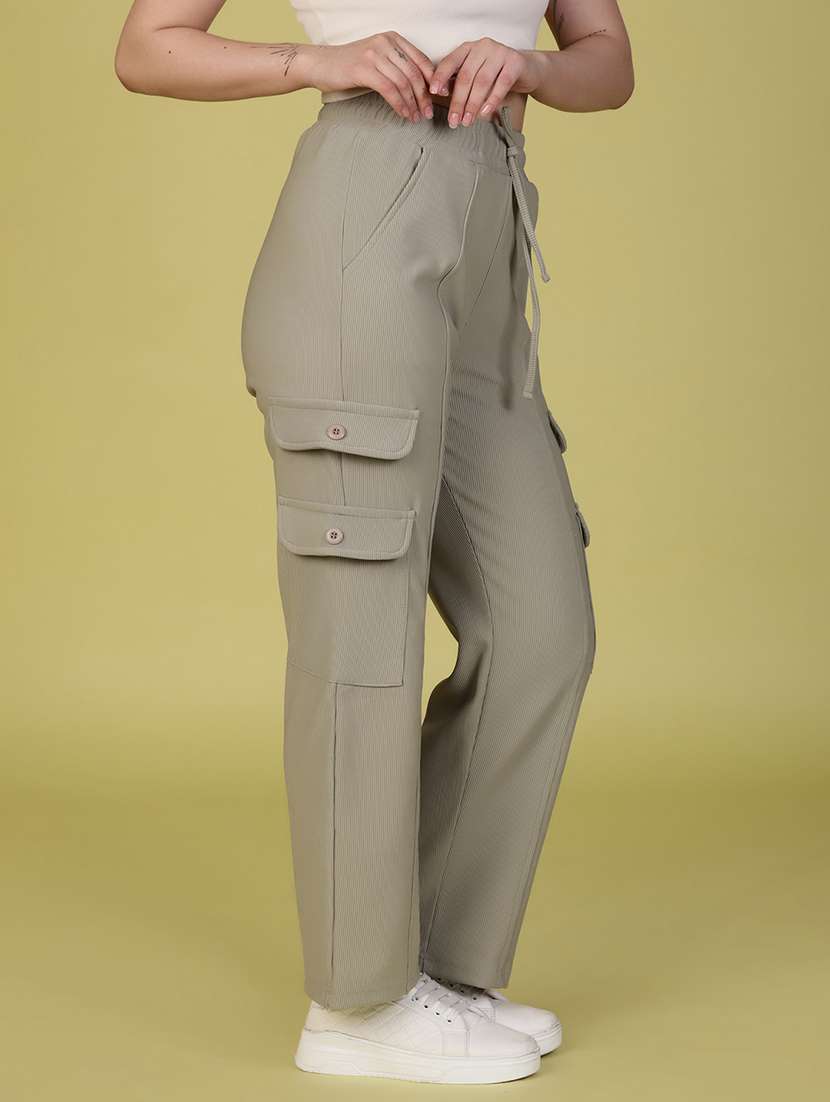 women solid mid rise regular fit cargo - 21910313 -  Standard Image - 2