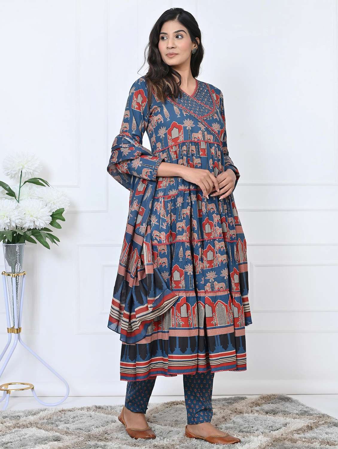 women long sleeve anarkali kurta pant with dupatta set - 21910376 - Standard Image - 2