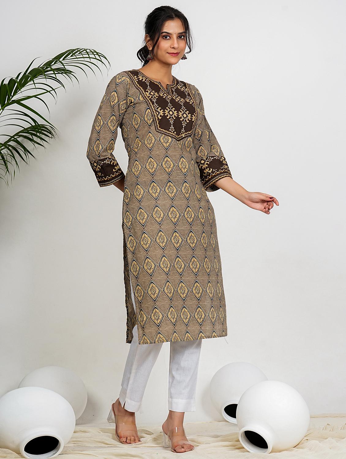 women printed three quarter sleeve straight kurta - 21910385 - Standard Image - 2