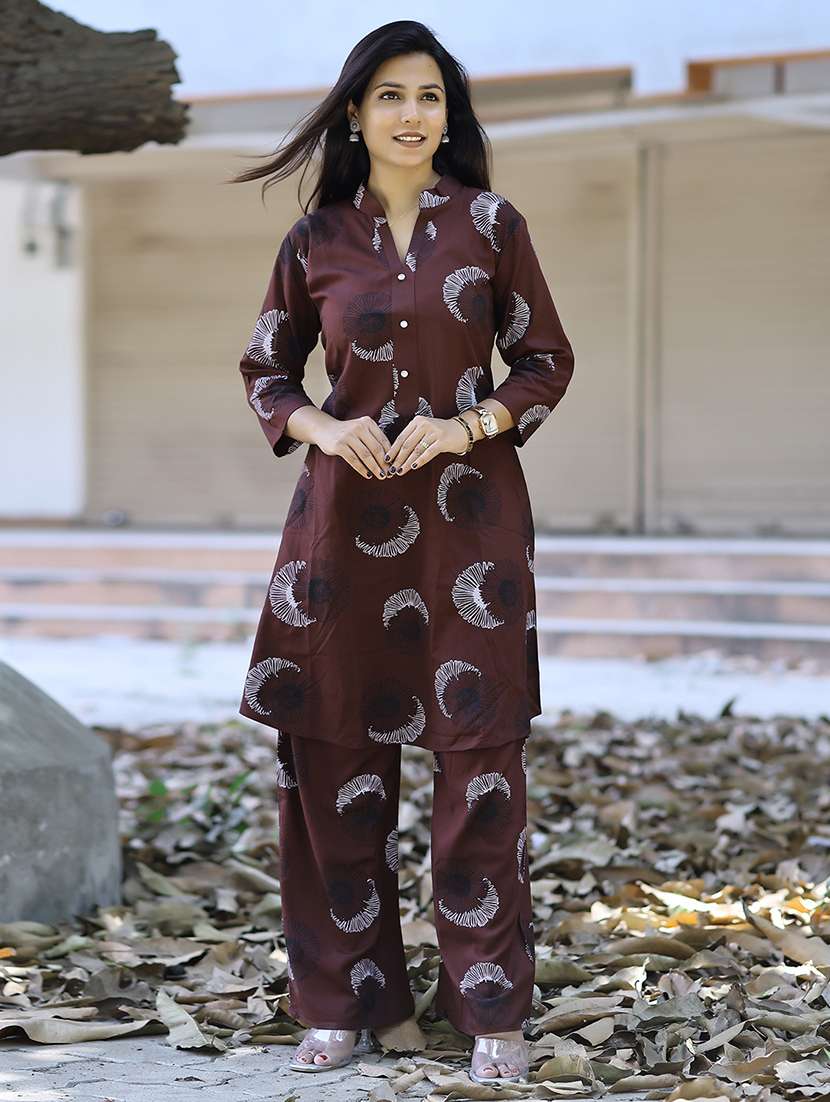 women printed three quarter sleeve ethnic co-ord set