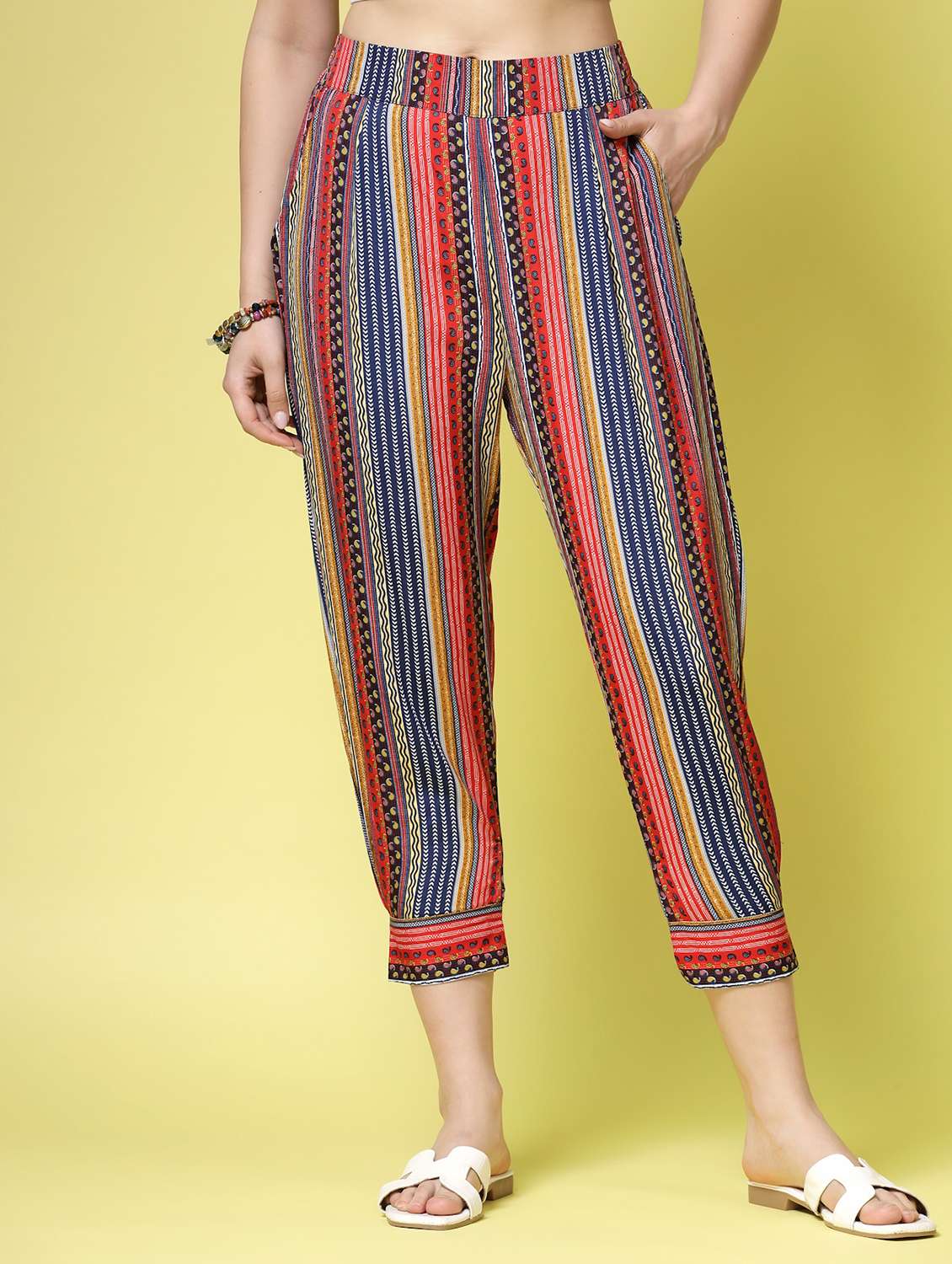 women printed mid rise relaxed fit harem pant