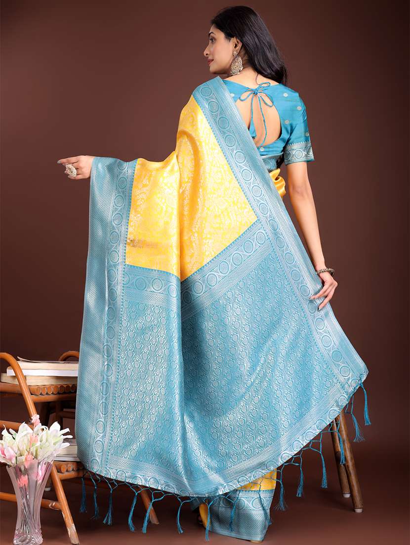 women self design bordered saree with blouse - 21911486 -  Standard Image - 2