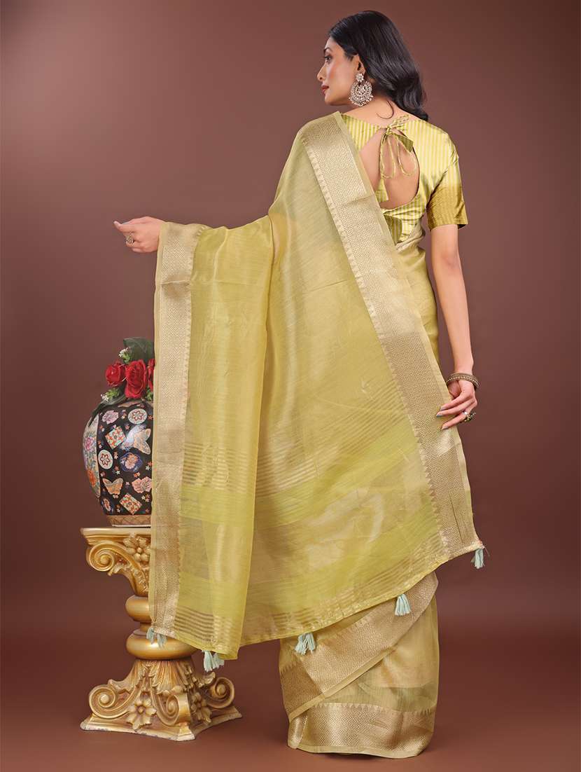 women solid with bordered saree with blouse - 21911500 -  Standard Image - 2