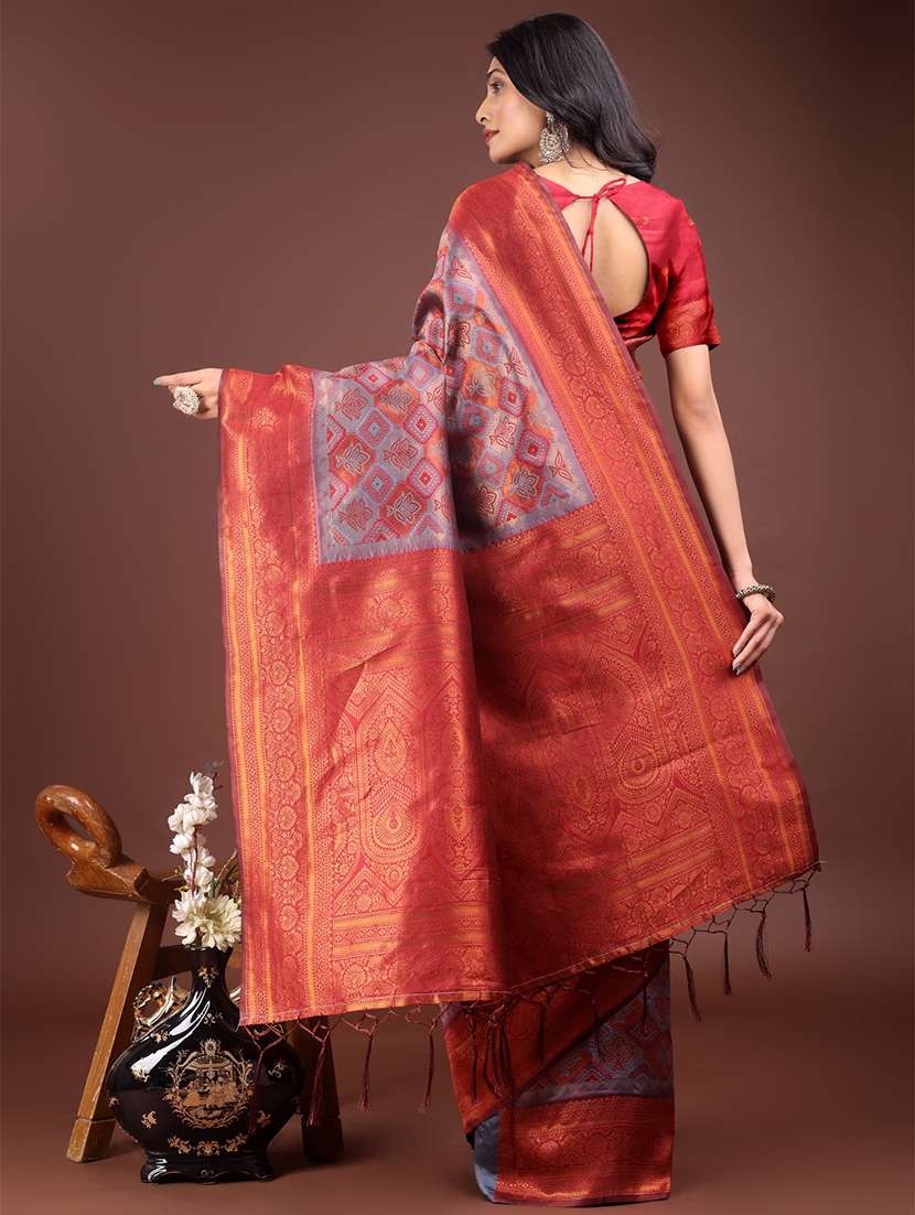 women self design bordered saree with blouse - 21911530 -  Standard Image - 2