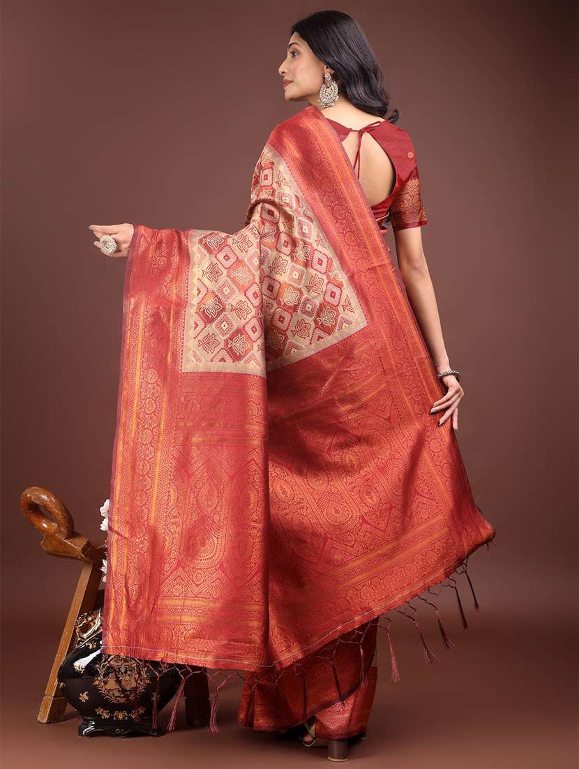women self design bordered saree with blouse - 21911533 -  Standard Image - 2
